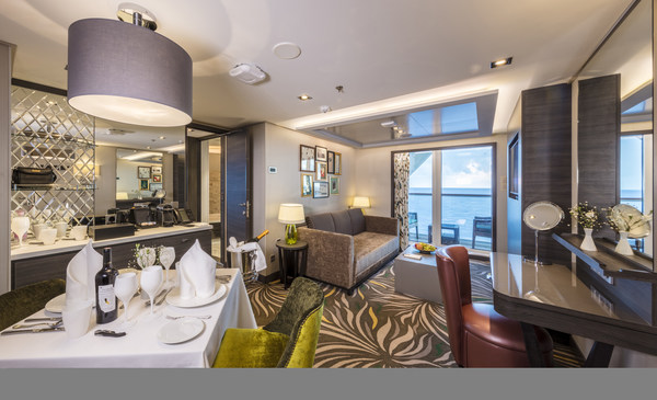 星梦邮轮“云顶梦号”中国香港夏日海上游航线市场反应热烈